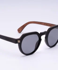 Alternative view of Dark Olive